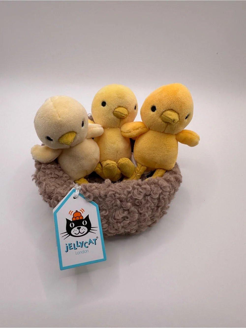 NWT rare retired Jellycat  Yellow Chick Trio with Brown Nest